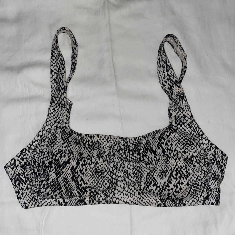 Bikini Top Black and White